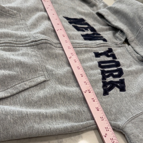 Gray New York Hoodie - Picture 8 of 8
